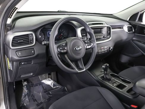 Used 2016 Kia Sorento L FWD image 21