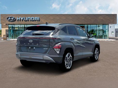 New 2026 Hyundai Kona SEL Premium image 8
