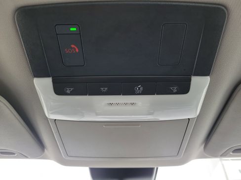 Used 2025 Nissan Altima 2.5 SV FWD image 29