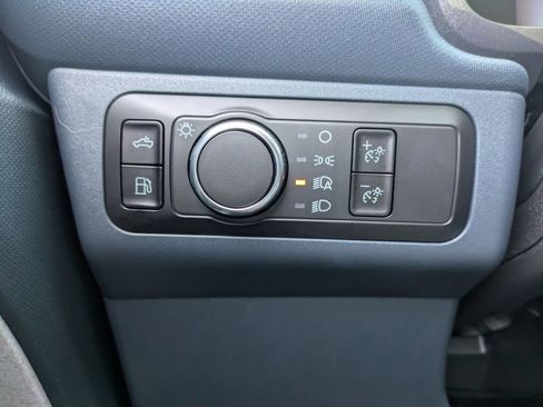 New 2025 Ford Maverick XLT image 25