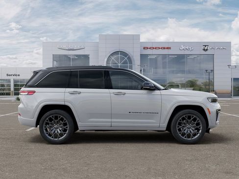 New 2026 Jeep Grand Cherokee Summit image 22