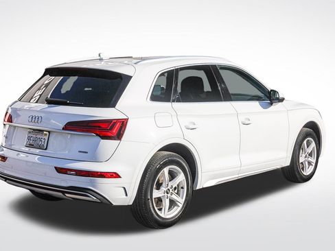 Certified 2023 Audi Q5 2.0T Premium w/ Convenience Package image 8