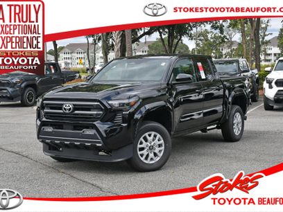 New 2025 Toyota Tacoma SR5