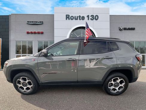 Used 2022 Jeep Compass Trailhawk w/ Trailhawk Elite Group AWD/4WD image 5