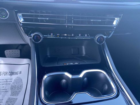 New 2026 Chevrolet Traverse RS image 18