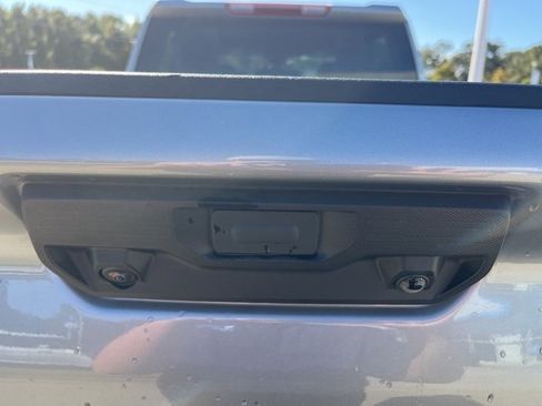 Used 2026 Chevrolet Silverado 2500 Custom w/ Custom Value Package image 8