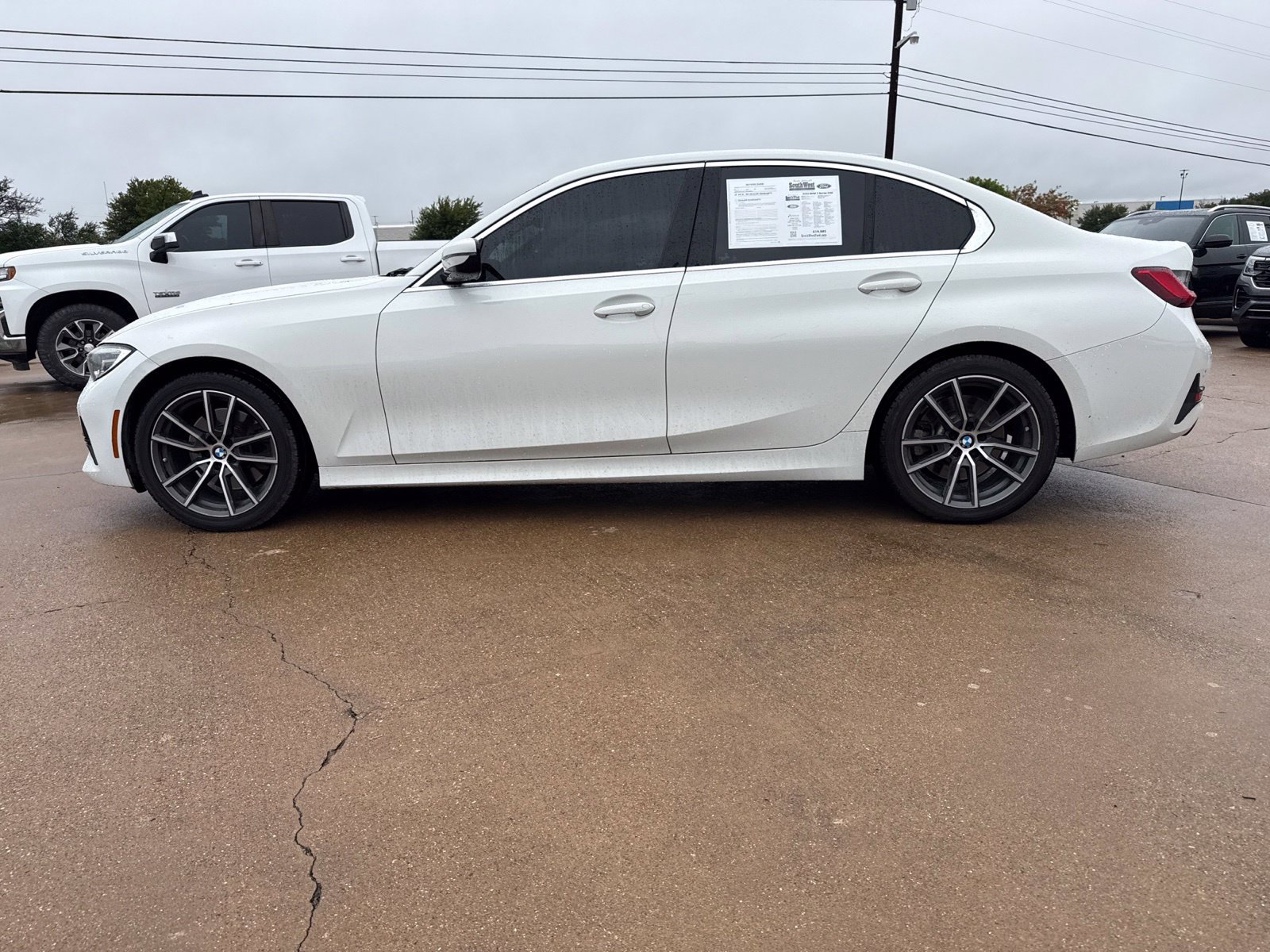Used 2020 BMW 330i Sedan w/ Convenience Package RWD image 4