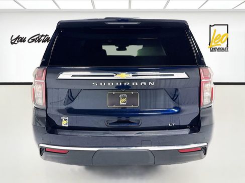 Used 2024 Chevrolet Suburban LT AWD/4WD image 6