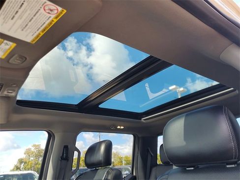 Used 2017 Ford F350 Lariat w/ Lariat Ultimate Package image 28