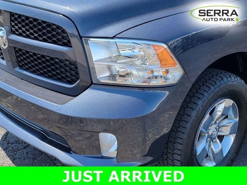 Used 2019 RAM 1500 Express AWD/4WD image 10