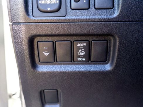 Used 2018 Toyota 4Runner TRD Off-Road AWD/4WD image 22