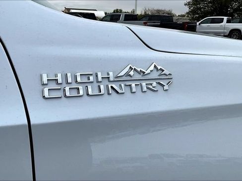New 2026 Chevrolet Tahoe High Country AWD/4WD image 9