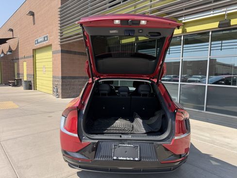 Used 2024 Kia EV6 Wind AWD/4WD image 37