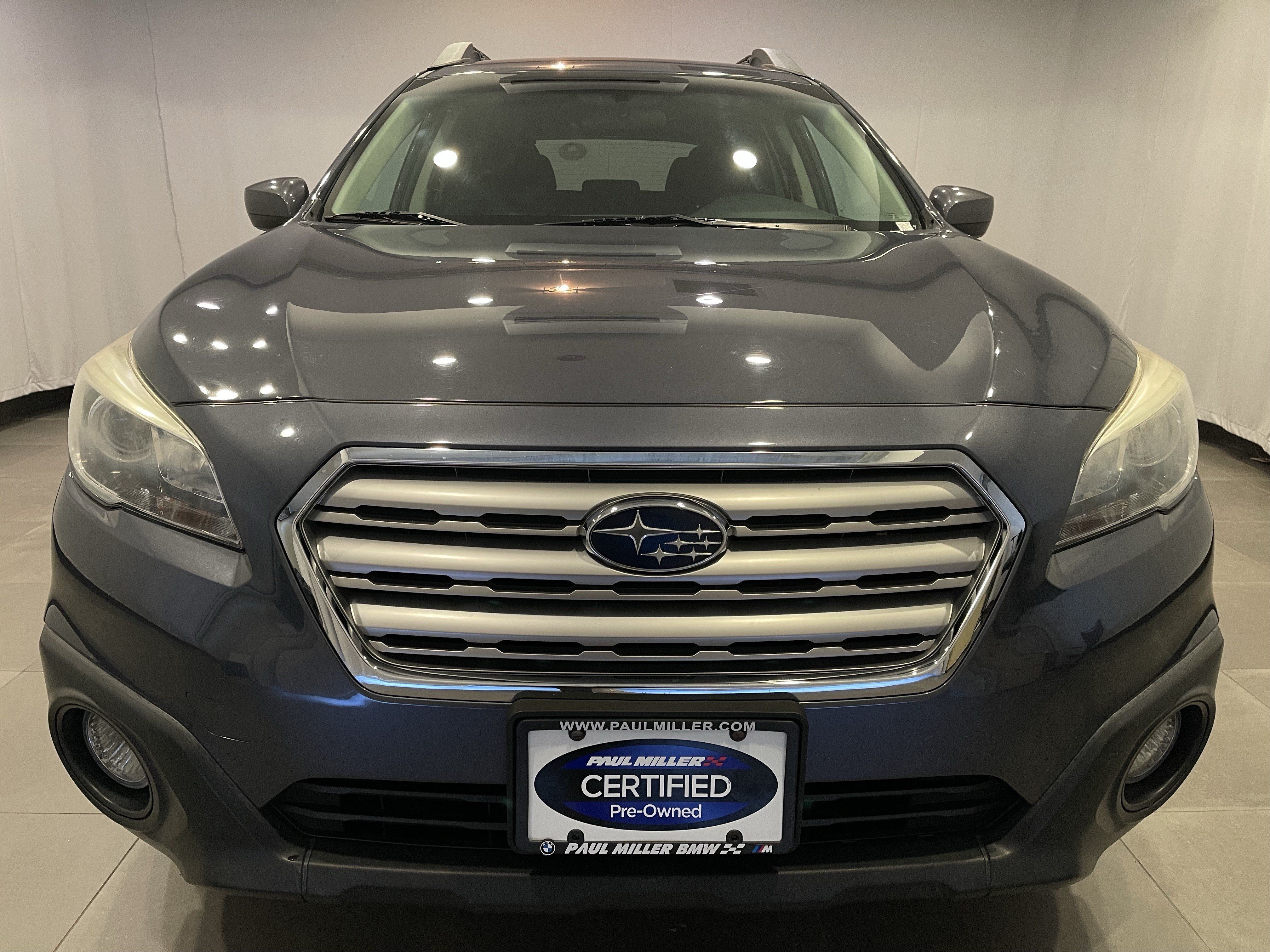 Used 2017 Subaru Outback 2.5i Premium AWD/4WD image 2