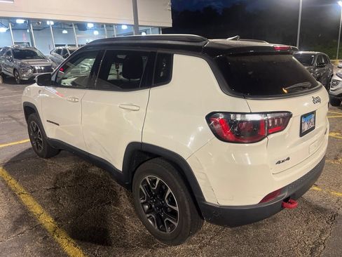 Used 2019 Jeep Compass Trailhawk AWD/4WD image 5