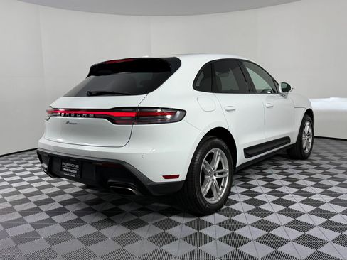 New 2025 Porsche Macan image 9