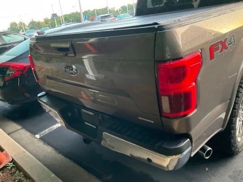 Used 2018 Ford F150 Lariat w/ Equipment Group 502A Luxury AWD/4WD image 10
