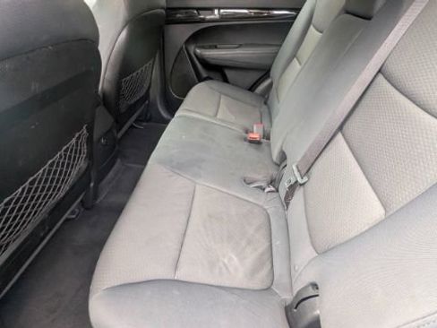 Used 2013 Kia Sorento LX image 20