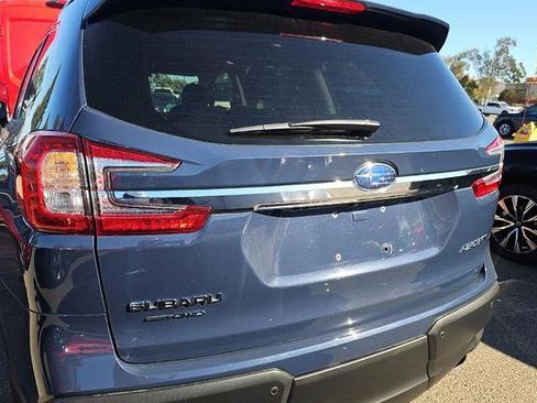 Used 2025 Subaru Ascent Premium AWD/4WD image 4
