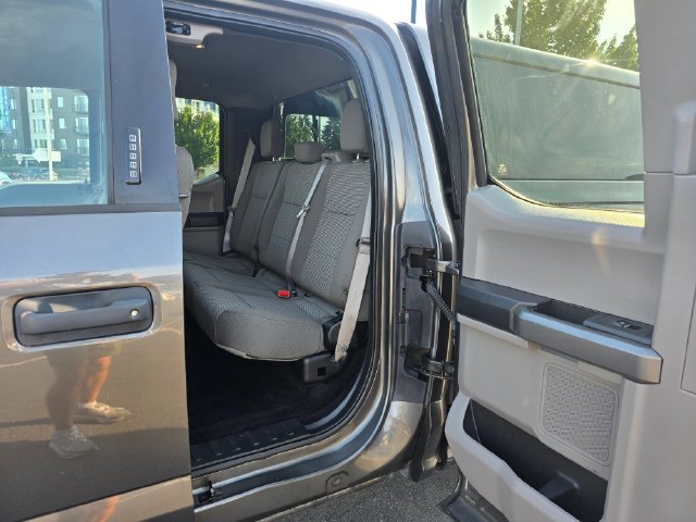 Used 2018 Ford F150 XLT AWD/4WD image 17