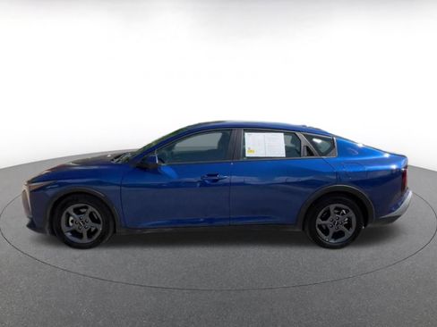 Used 2025 Kia K4 FWD image 9