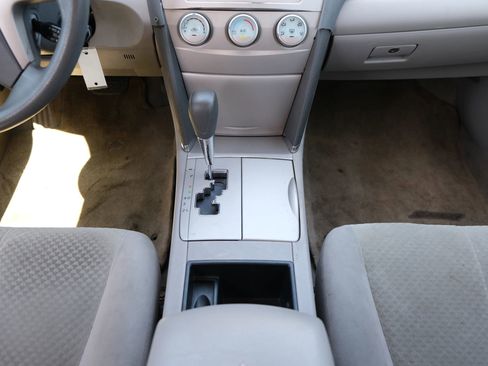 Used 2009 Toyota Camry image 23