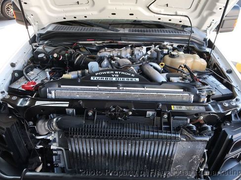 Used 2008 Ford F550 4x4 Crew Cab Super Duty image 42