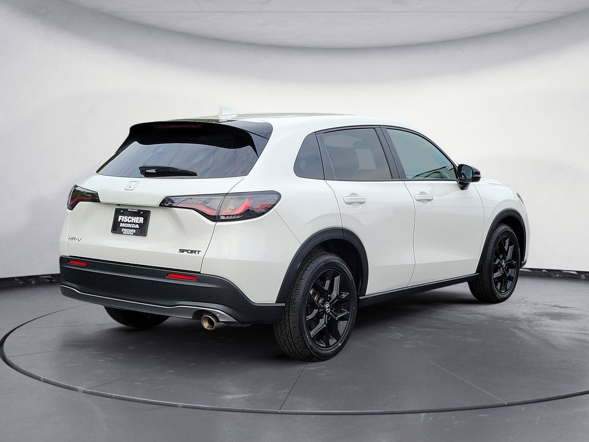 Used 2024 Honda HR-V Sport image 3