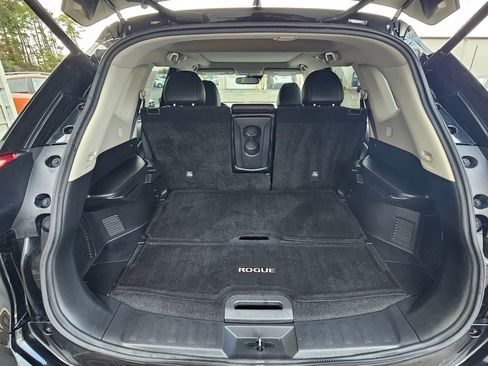 Used 2020 Nissan Rogue SL w/ Premium Package image 9