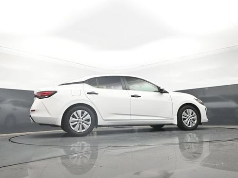 Used 2025 Nissan Sentra S FWD image 29