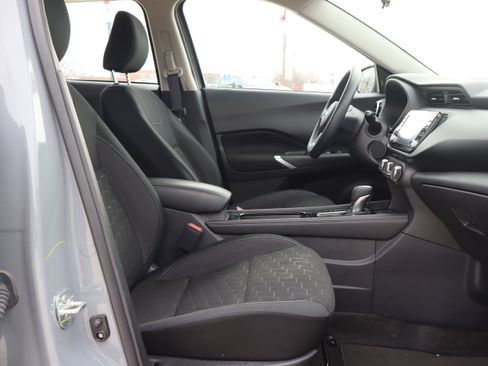 Used 2023 Nissan Kicks SV image 12