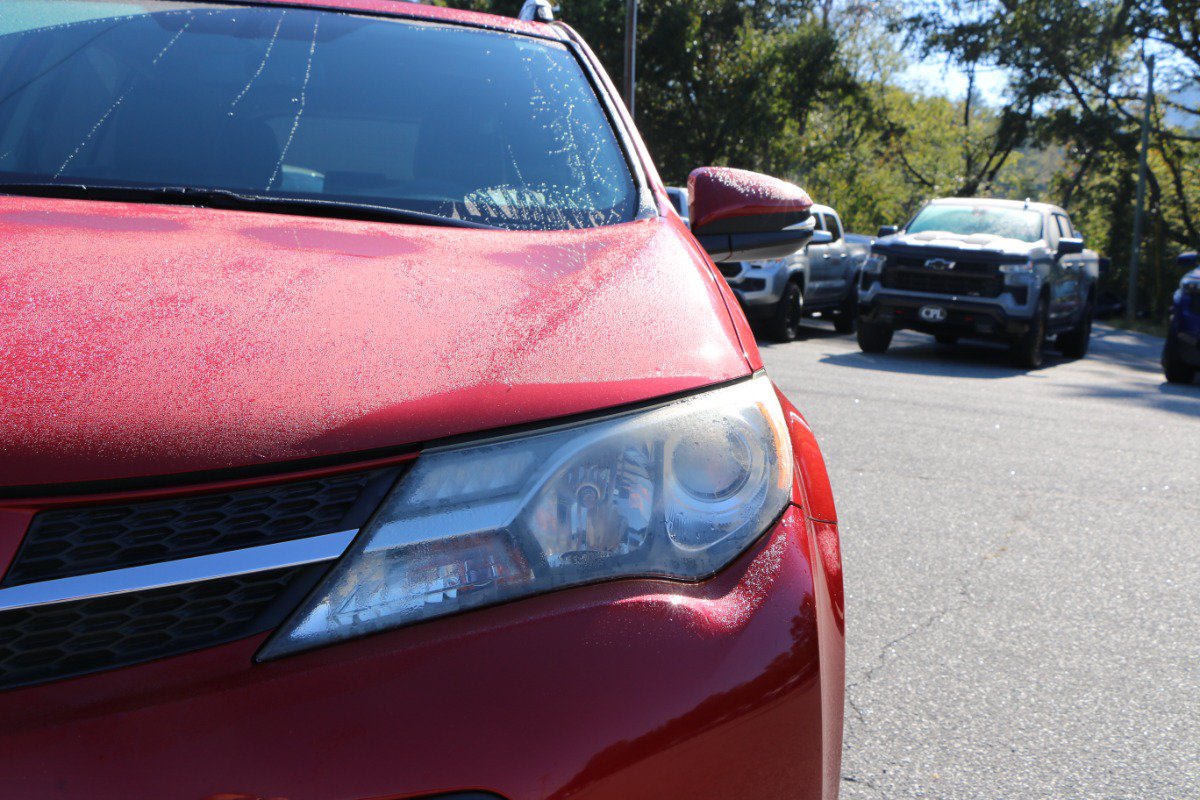Used 2013 Toyota RAV4 Limited AWD/4WD image 13