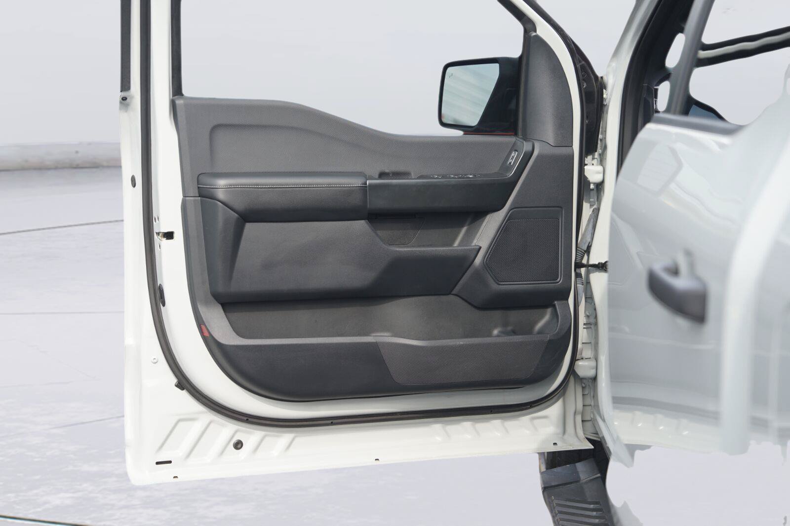 Used 2024 Ford F150 STX RWD image 30