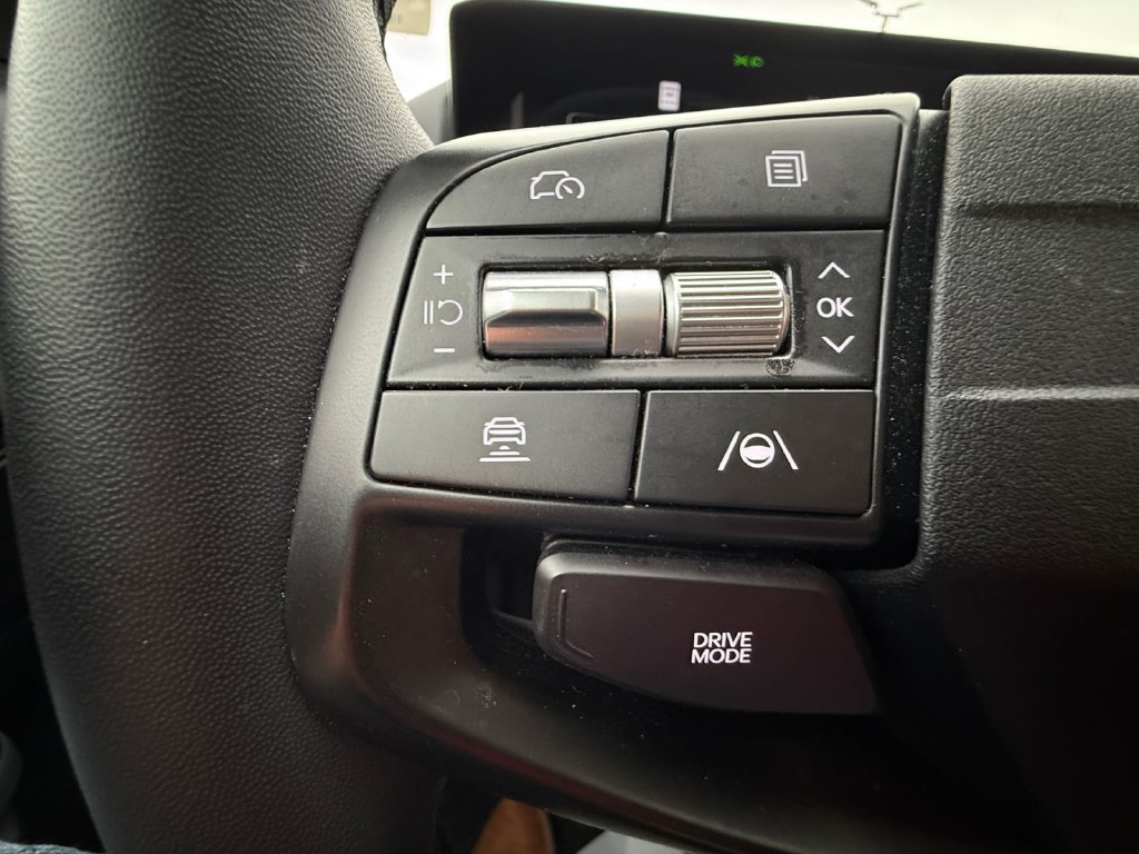 Used 2025 Kia K4 EX FWD image 16