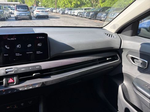 Used 2025 Kia K4 FWD image 31