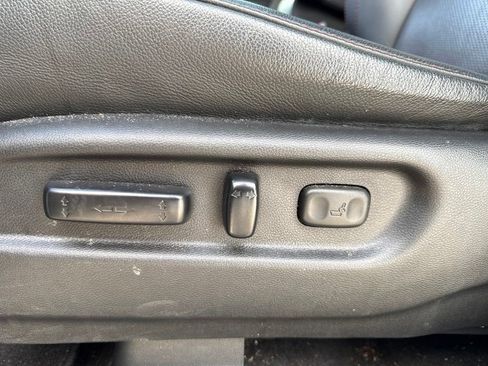 Used 2021 Honda Pilot Black Edition image 11