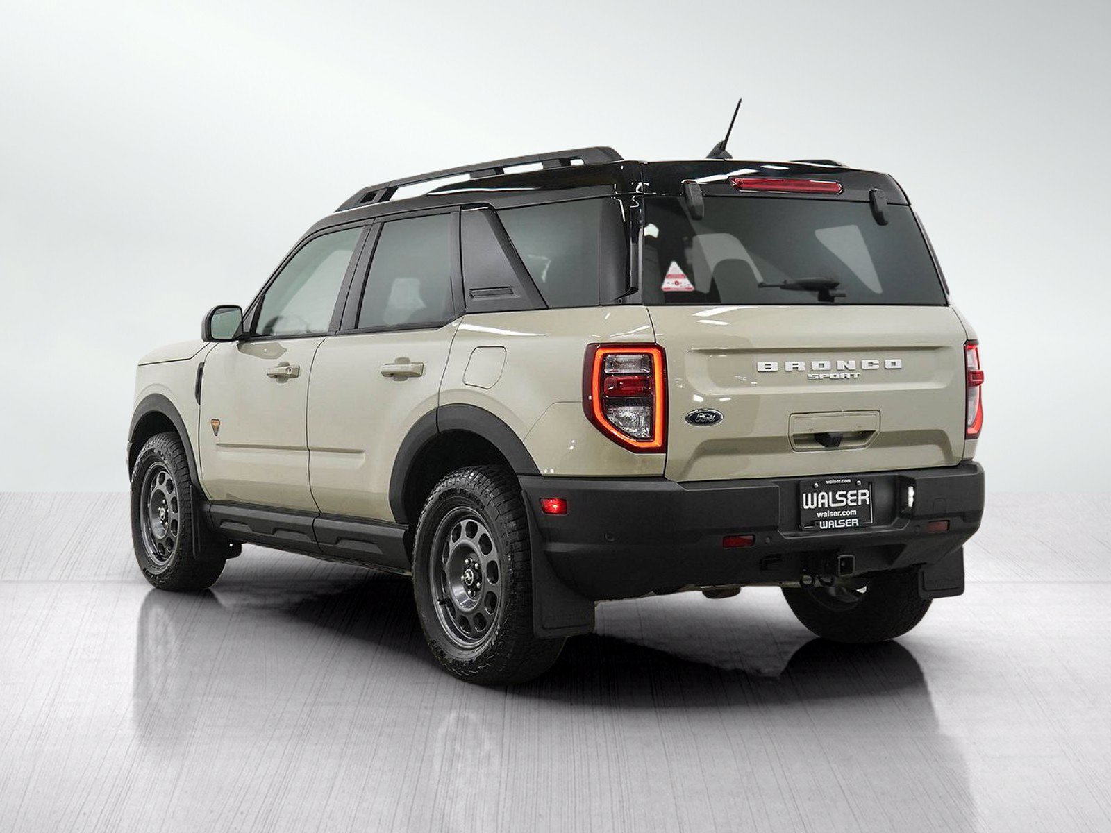 Used 2024 Ford Bronco Sport Badlands w/ Premium Package AWD/4WD image 3