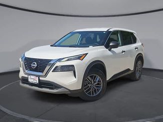 Used 2023 Nissan Rogue S FWD video 1