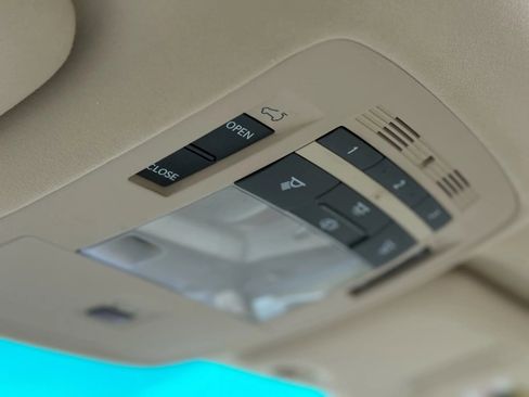 Used 2011 Lexus RX 350 2WD w/ Premium Pkg image 40