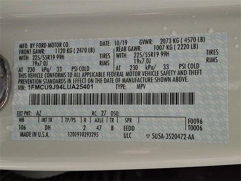 Used 2020 Ford Escape Titanium image 28