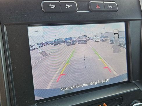 Used 2020 Ford F150 XLT w/ Equipment Group 302A Luxury AWD/4WD image 14