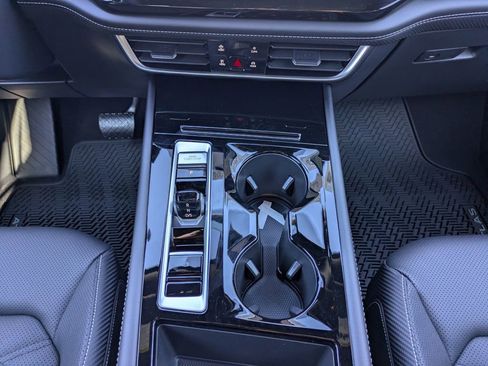 New 2026 Volkswagen Atlas Cross Sport SE AWD/4WD image 19