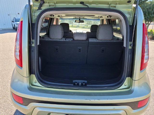 Used 2012 Kia Soul ! FWD image 30