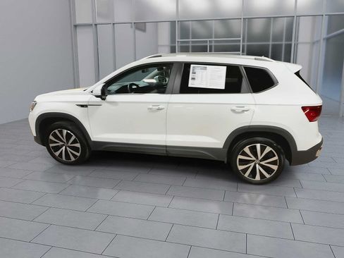 Used 2022 Volkswagen Taos SE AWD/4WD image 6