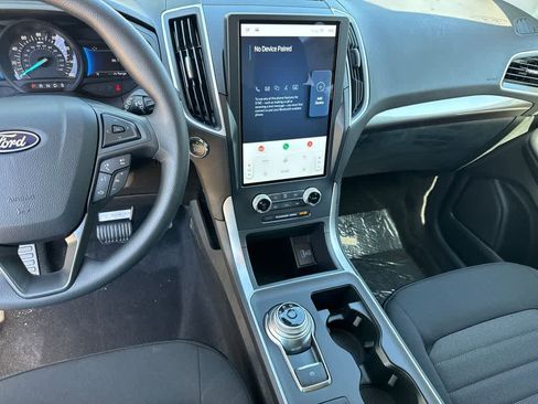 New 2024 Ford Edge SE AWD/4WD image 25