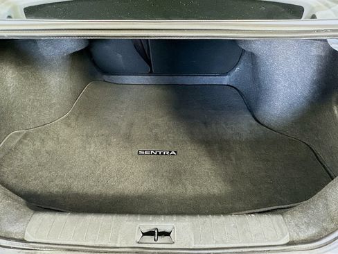 Certified 2025 Nissan Sentra SV w/ All-Weather Package FWD image 33