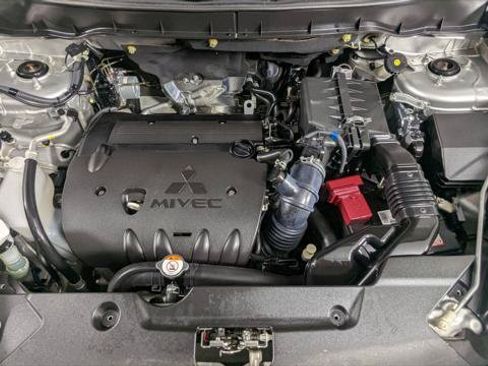 Used 2021 Mitsubishi Outlander Sport SE FWD image 31