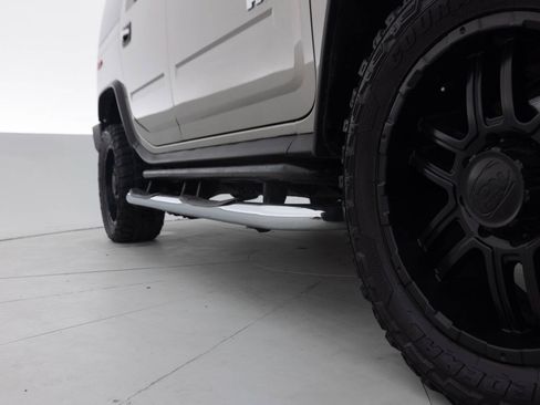 Used 2003 HUMMER H2 w/ Preferred Equipment Group AWD/4WD image 26