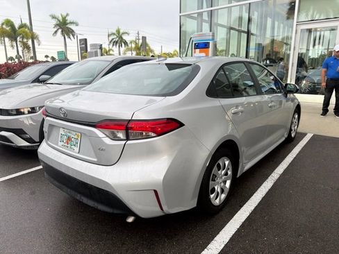 Used 2024 Toyota Corolla LE FWD image 8