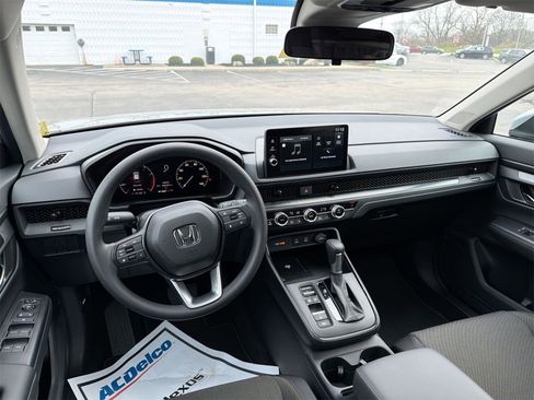 Used 2026 Honda CR-V EX image 10